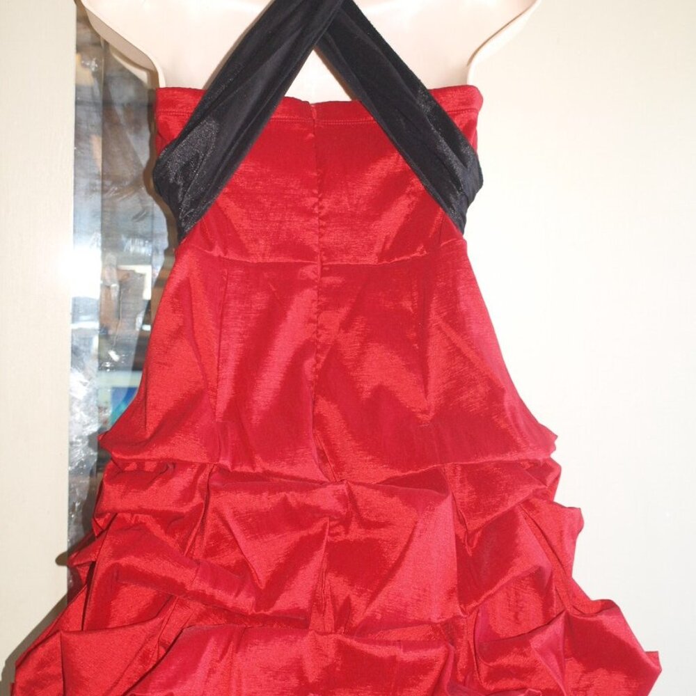 Short Red DRESS Size 5 By Pompous Girl  Used for photo shoot - Picture 10 of 11